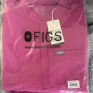 Figs Bold Magenta Mock Neck Scrub Top & Jogger Scrub Pants